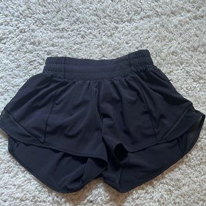 2.5 black hotty hot shorts low rise